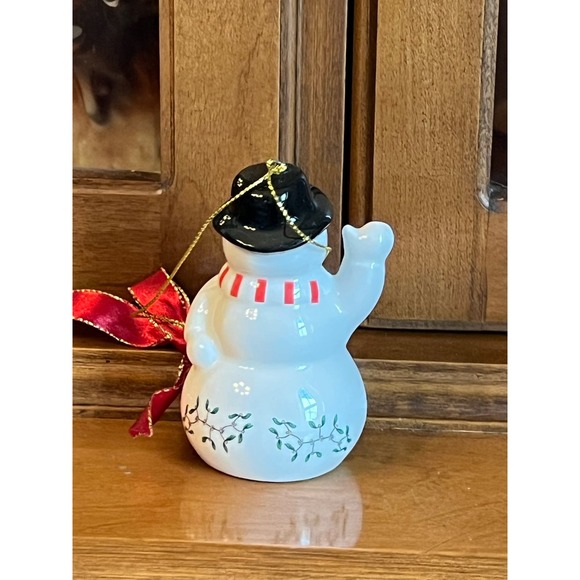 Spode Snowman Porcelain Christmas Tree Ornament - Picture 4 of 6